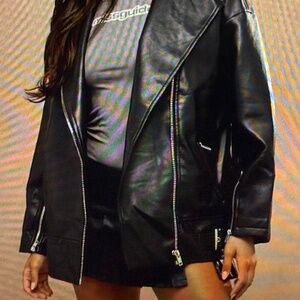Missguided faux‎ leather NWOT Size 4, black motorcyclist jacket, sleek jacket